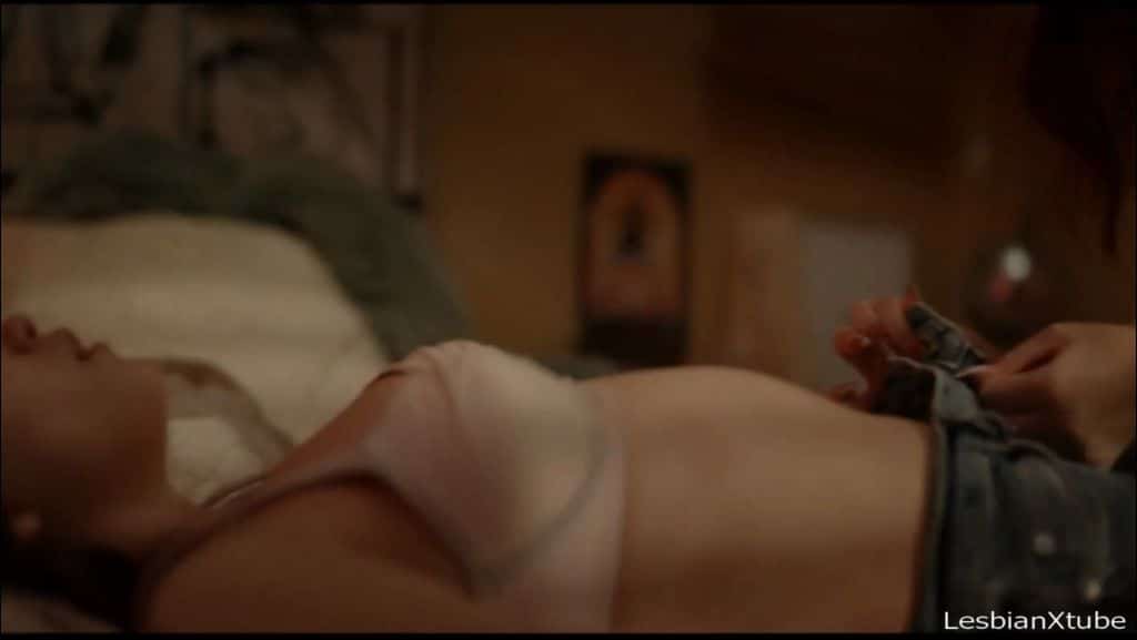 love between secret girlfriend