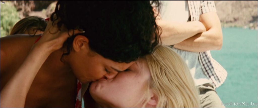 Piranha 3D  lesbian scene Jessica Szohr