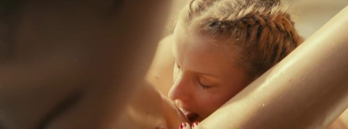 Veronika Bakos, Luca Miklosi explict scene